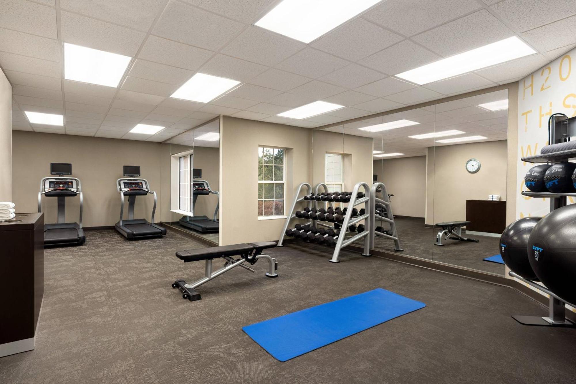 Hotel By Marriott Buffalo - Galleria Mall