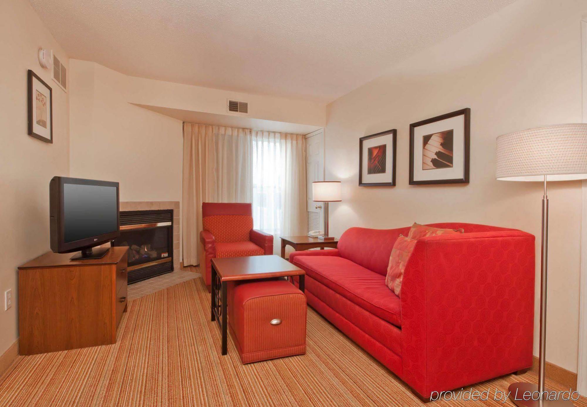 By Marriott Buffalo - Galleria Mall Hotel Cheektowaga